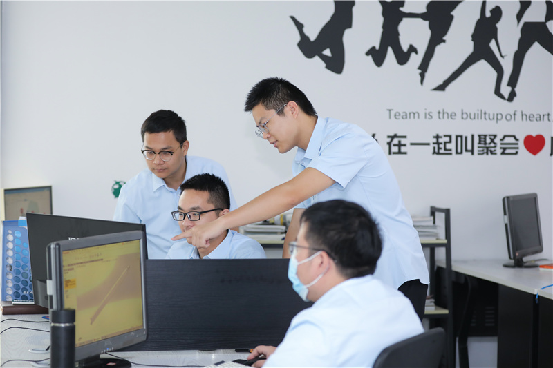直线交叉带分拣机.jpg